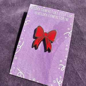 Red bow enamel pin // ribbon pin, cute bow pin, bow accessory, red ribbon pin, red bow