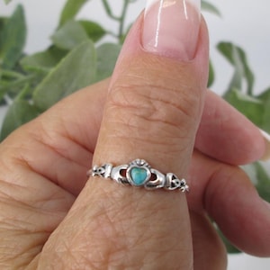 Tiny TURQUOISE Claddagh Ring,925 Sterling Turquoise Claddagh Ring,Dainty Turquoise Claddagh Ring,Celtic Claddagh Ring with Turquoise,Love