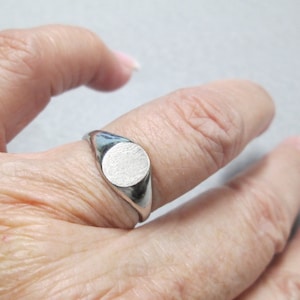 925 Solid STERLING SILVER Signet Ring&gt;925 silver Engravable ring&gt;925 Initial Ring,925 Signet ring,Monogram ring&gt;Initial Ring&gt;Engravable