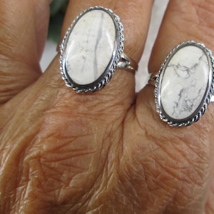 White Buffalo Turquoise ring&gt;925 Sterling White Buffalo Turquoise Ring,White Turquoise ring,925 Native American,Sterling Southwestern Ring