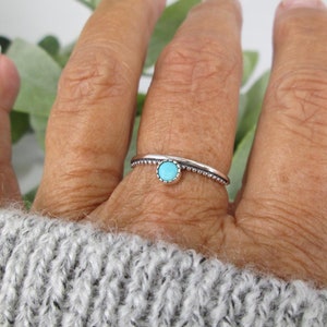 Dainty Sterling Turquoise Ring>Custom 925 Genuine Turquoise Ring,Minimalist Turquoise Ring,Circle Ring,Stackable Turquoise Ring,Narrow Ring