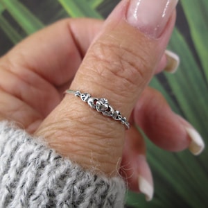 Claddagh Ring,Tiny Sterling Celtic Irish Claddagh Ring,Sterling Claddagh, Dainty Claddagh Ring,925 Silver Woman&#39;s Ring,Love Friendship Ring