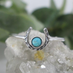 Horseshoe Ring&gt;925 Sterling Horseshoe Ring w/ Turquoise,Turquoise Horseshoe Ring,Dainty Horseshoe Ring,Horse Lover,Equestrian Jewelry,Ranch