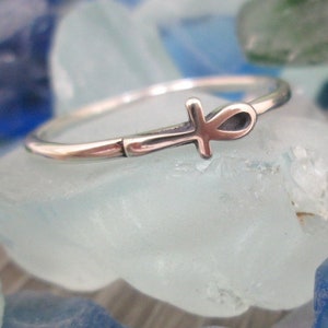 Sterling Silver Dainty ANKH Ring&gt;Silver Ankh ring,Egyptian Hieroglyphics,Choose LIFE,Ankh ring,925 ANKH jewelry,Hippie,Boho Chic,Birthday