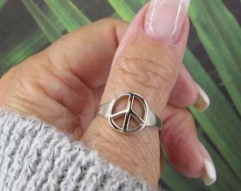 Sterling Silver .925 Peace Sign, Love Ring With Hearts on Each