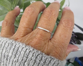 Sterling Silver White OPAL Ring>925 Opal Ring,925 Narrow Opal ring,Thin Silver ring,Stackable Opal Ring,Minimalist Opal Bar ring,Boho ring