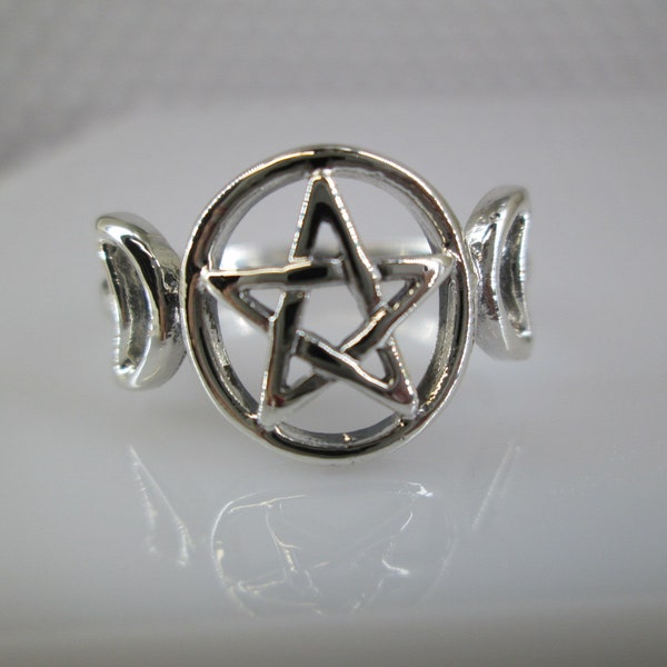 Sterling Silver Pentagram Ring with Crescent Moons>Pentacle Ring,Celestial ring,925 Sterling Ring,5 Point Star,Crescent Moon ring,925 ring