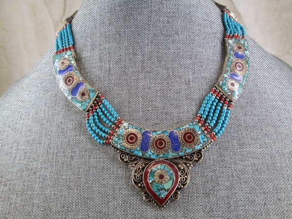 Turquoise and Coral Inlay Necklace>Vintage Turquo… - image 1