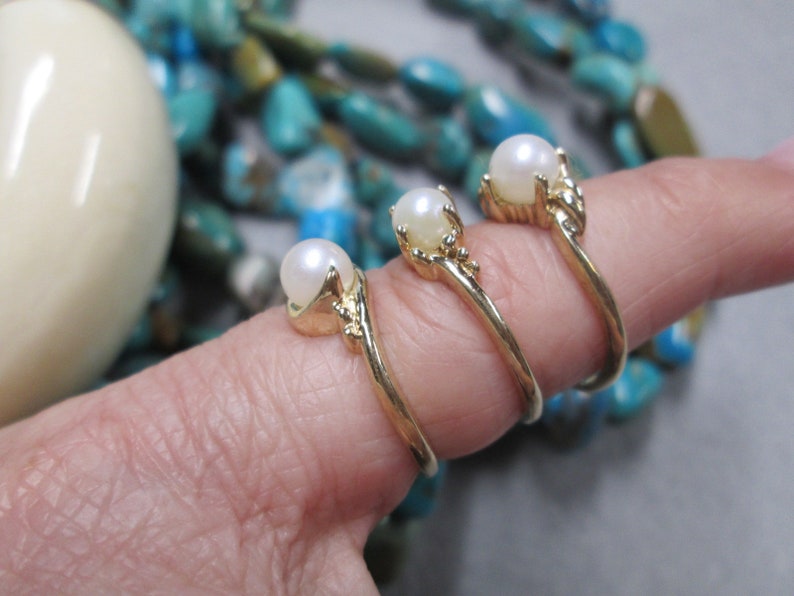 Solid 10kt. Gold Cultured PEARL Ring>Vintage Cultured Pearl Rings,Solid 10kt.Real gold ring,Pearls,Pearl Ring,10kt.Gold Ring,Gift for Her bild 3