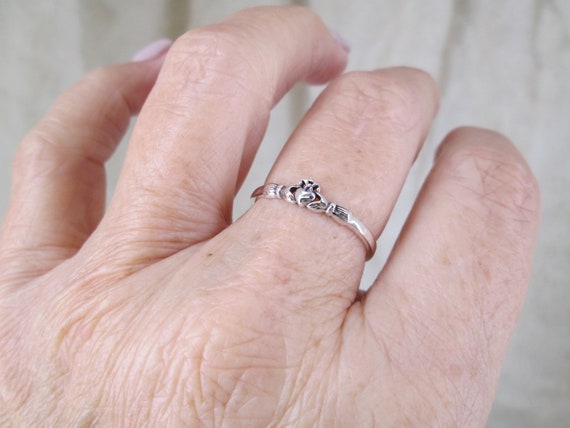 Claddagh Ring,Tiny Celtic Irish Claddagh Ring,925… - image 7