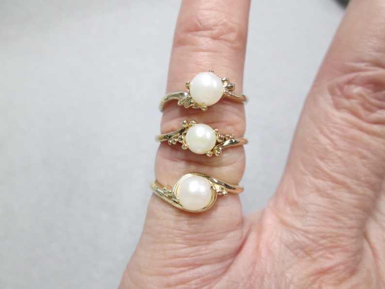 Solid 10kt. Gold Cultured PEARL Ring>Vintage Cultured Pearl Rings,Solid 10kt.Real gold ring,Pearls,Pearl Ring,10kt.Gold Ring,Gift for Her bild 4