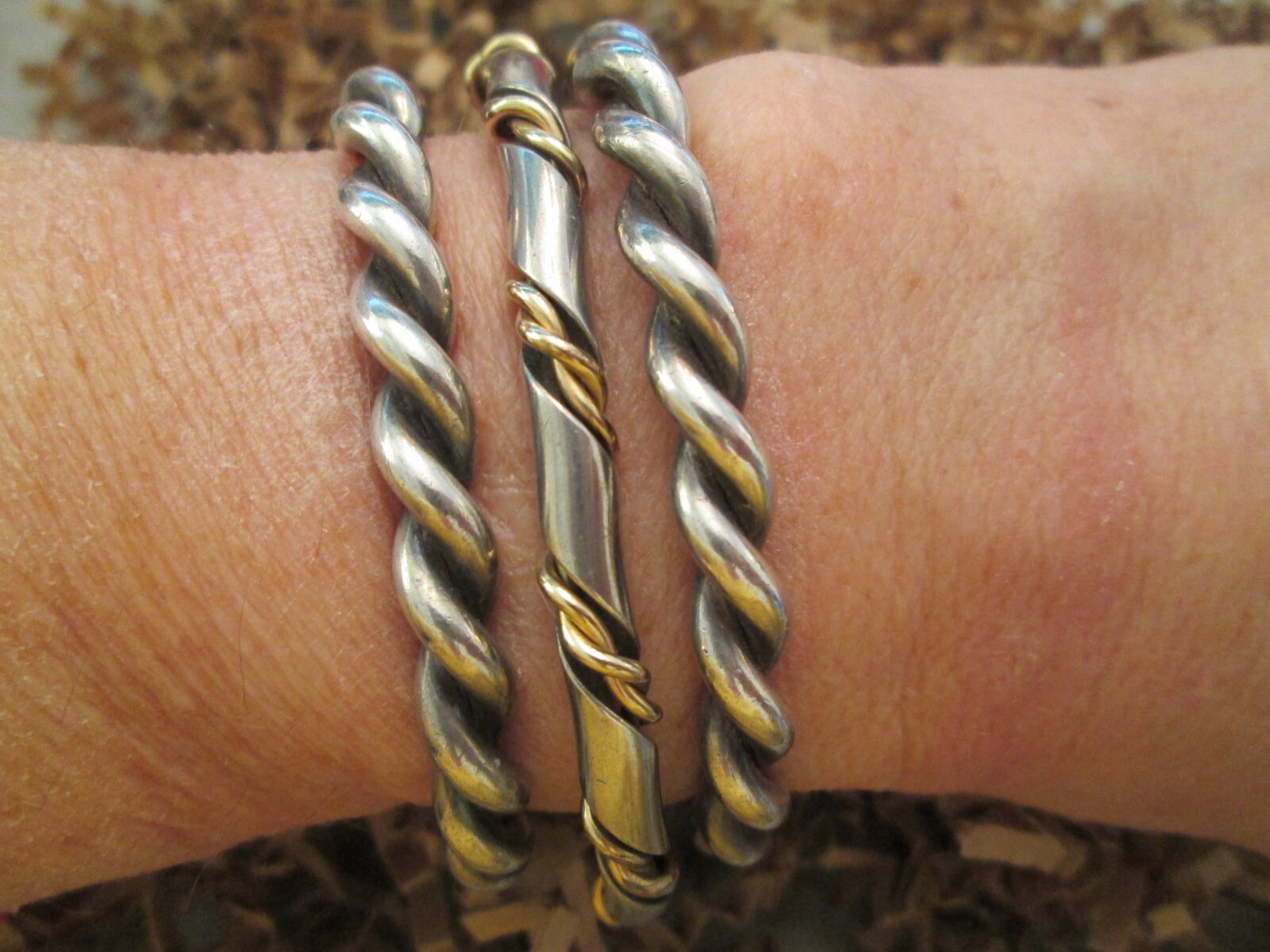 VINTAGE SOUTHWESTERN HEAVY STERLING SILVER TWISTED UNISEX ROPE STACKER CUFF 925 Sterling Silver Twisted Cuff Bracelet In Native American  main image 3
