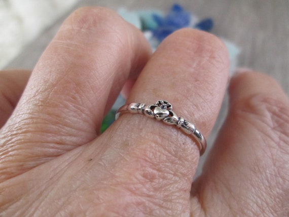 Claddagh Ring,Tiny Celtic Irish Claddagh Ring,925… - image 1
