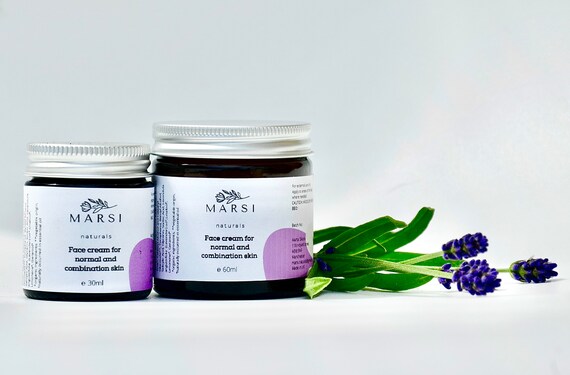 Natural face moisturiser best sale