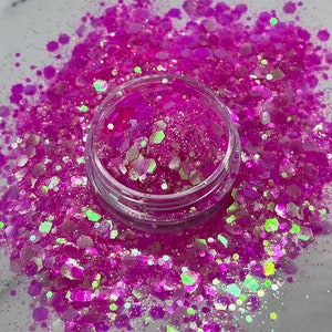 PRICKLY PEAR Iridescent Pink Glitter, Chunky Glitter / Body Glitter / Nail art, Glitter for Tumblers, Resin, Craft Glitter