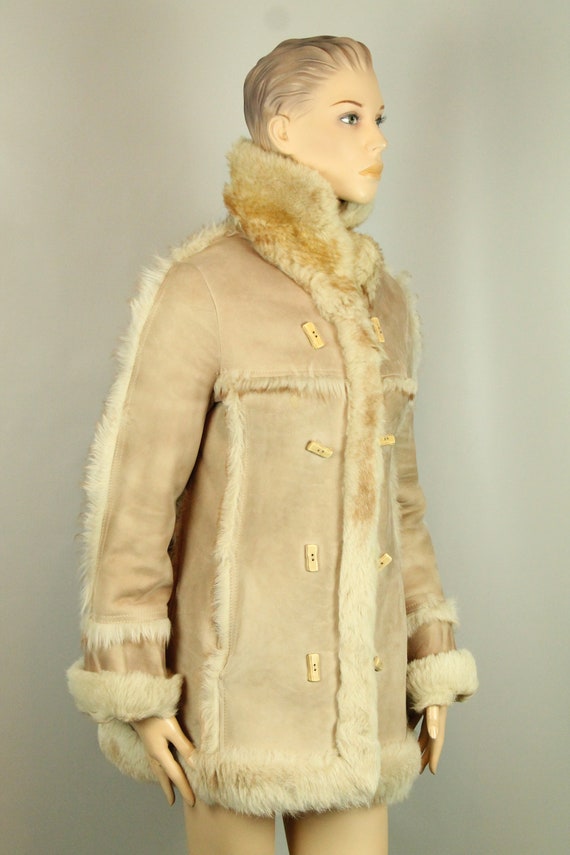 LUXURIOUS Made in Spain Genuine Shearling Lamb Sk… - image 4