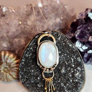 Artisan Gold und Silber Mondstein Halskette, handgefertigt, gemischte Metalle