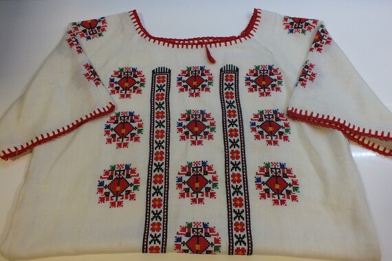 Embroidered blouse, 60s/70s boho summer top, bohem