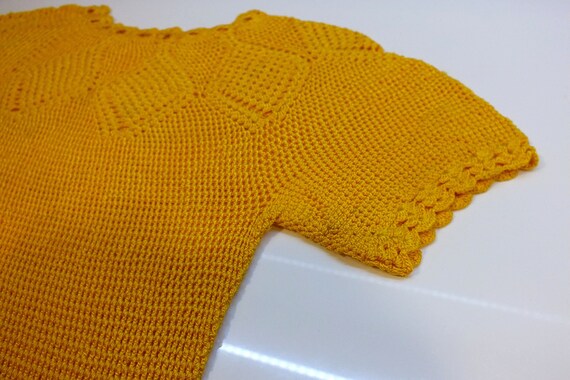 Handmade Crochet Blouse / Vintage 60s / Elegant 6