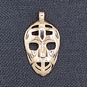 14 Karat Gold Goalie Mask Pendant, Ice Hockey Mask, Gold Goalie Mask, Ice Hockey Goalie Helmet, 14KT Gold Old School Goalie Mask