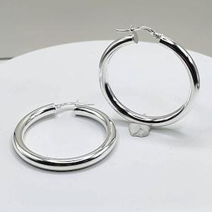 Sterling Silver Hoop Earrings: Classic Everyday Style (30mm)
