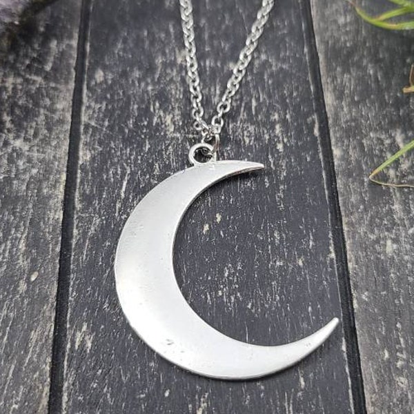 Large Silver Moon Necklace • Crescent Moon Pendant • Bold Celestial Necklace • Modern Statement Moon Jewelry • Silver Moon Charm Necklace
