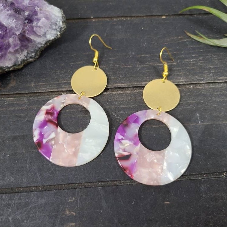 Boucles D'oreilles Déclaration Acrylique Violet Et Vert - Les Jolies Divas - Neuf Avec étiquettes