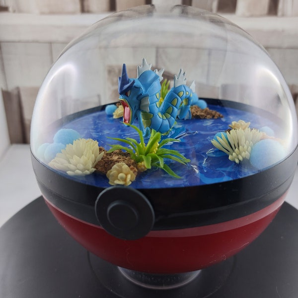 Pokeball diorama Terrarium décoratif pokemon Leviator création faite main atelier ethistia