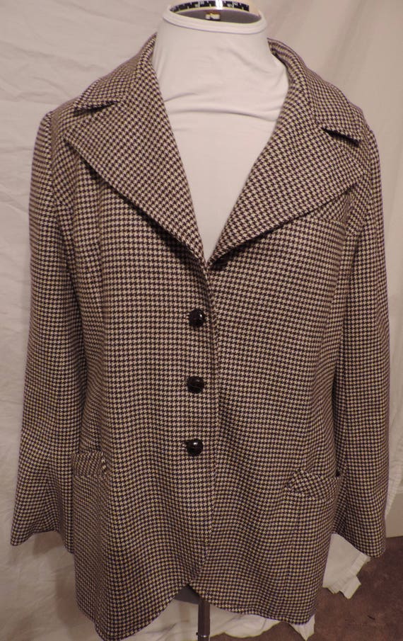 Vintage Black and Creme Houndstooth Wool Blazer, J