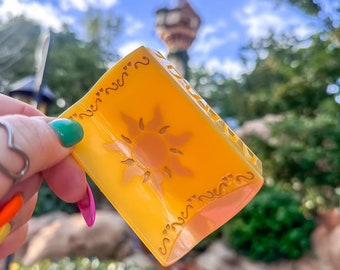 Tangled lantern hair clip