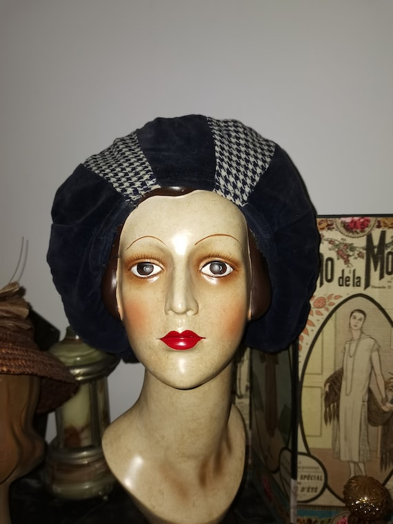 Vintage 1940s halo French hat beret