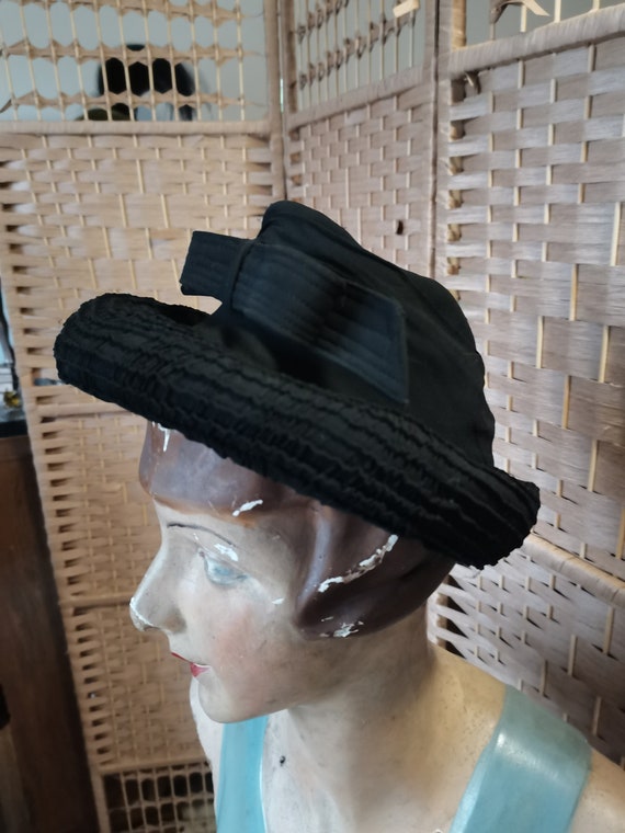 Vintage 1940s black halo hat French - image 3