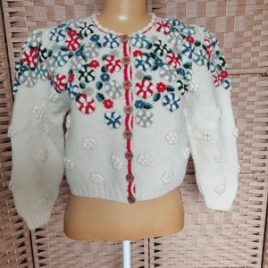 Vintage Wolkenstricker 1980s does 1940s austrian embroidered cardigan trachten stricke Size M image 1