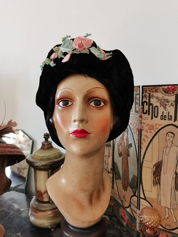 Vintage 1940s black velvet halo hat turban french