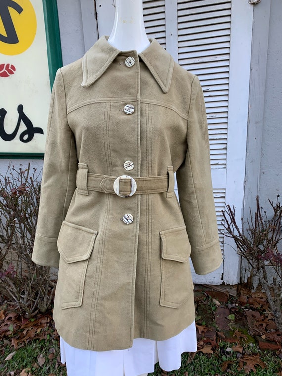 70's  Pale Olive Green Mod Belted Short Coat With… - image 10