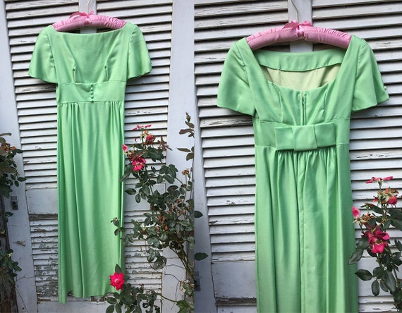 Lorrie Deb Petite Mint Green 60s Bridesmaid or Pr… - image 1