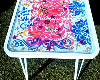 12" Be Sweet And Wear A Crown" babyblauwe babyblauwe metalen tafel van hars