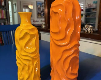 Feloranje, gele retro 3D-swirl keramische duoset