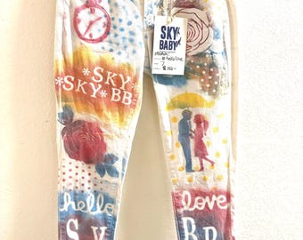 サイズ7 SkyBaby プライマリーカラー ペイントホワイトジーンズ