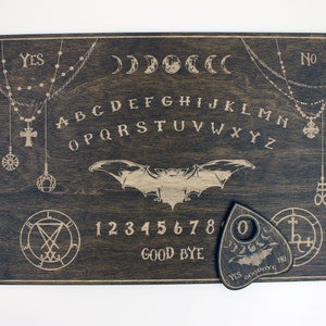 Handgemachtes Ouija Holzbrett mit Planchette, Sprechendes Brett, Hexerei, Wicca Geschenke, Okkultes Spielbrett, Prägebrett