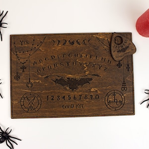 Hölzernes Spirit Ouija Brett mit Planchette-Sprechende Brettspiele-Brettspiele-Hexen-Dekor-Wicca Geschenke-Okkultes Spielbrett-Einzigartiges Weihnachtsgeschenk