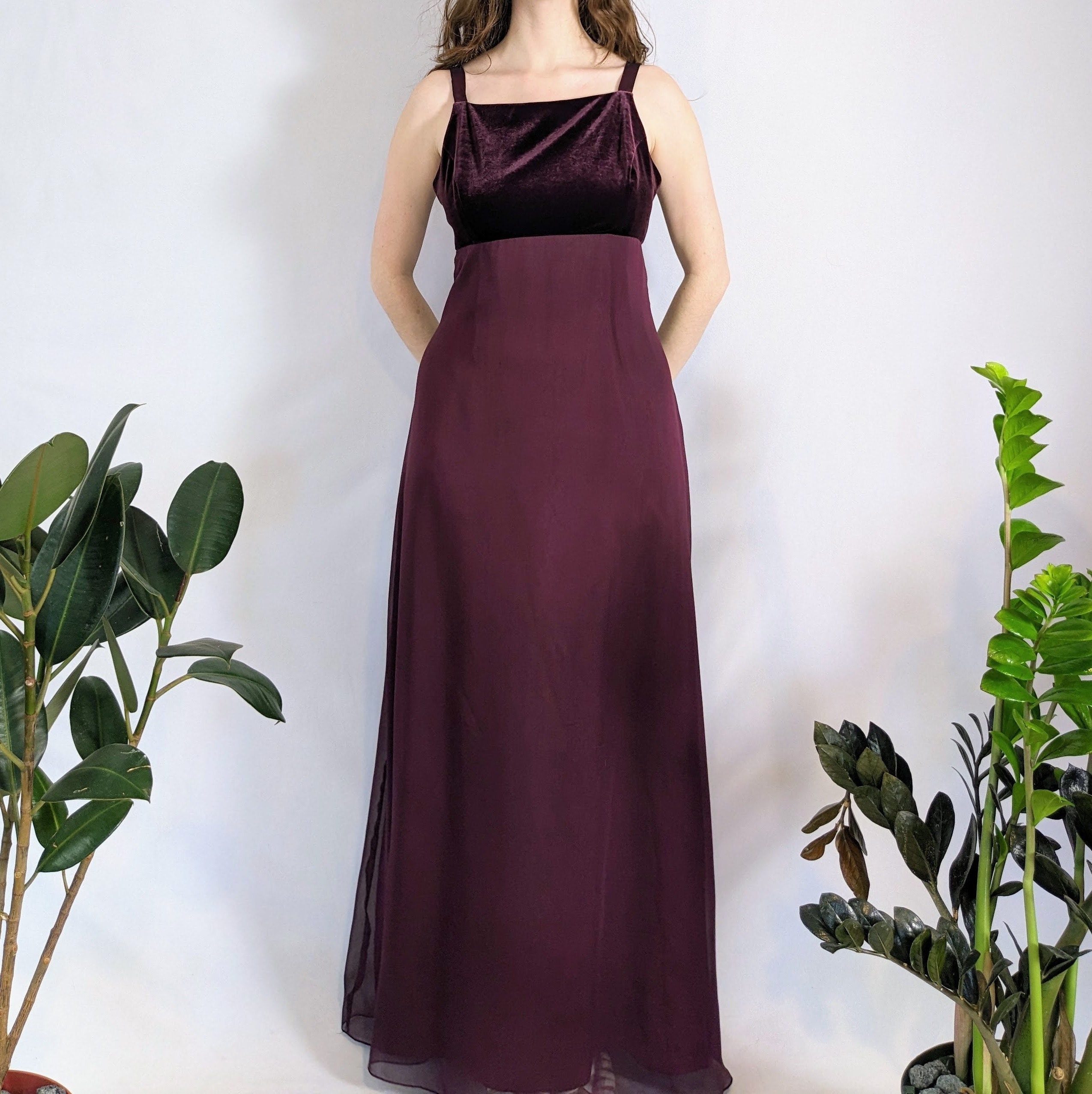 Robe Rhapsody Junior Taille L – Robe Courte Trapèze Fleurie, Manches Longues? Non, Sans Manches!