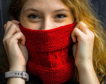 Ruby Twisted Stitch Cowl Knitting Pattern | Easy Beginner Project (PDF)