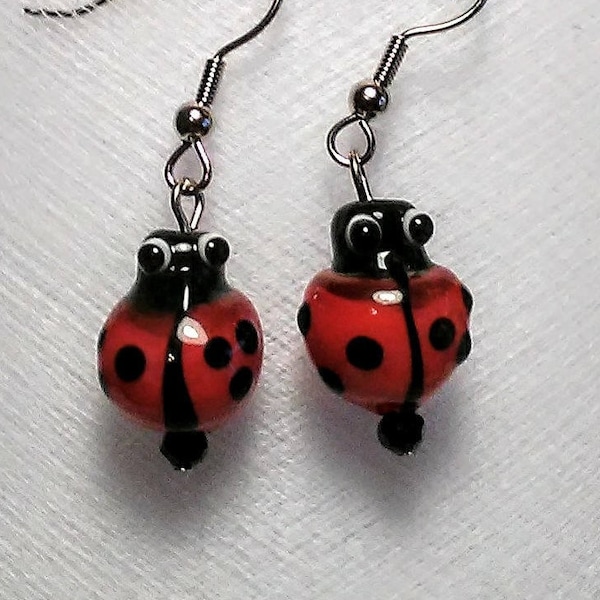 Ladybug Small Lampwork glass bead earrings with a black glass bead accent lady bugs insects cute beetles red trends fashions new moms kids