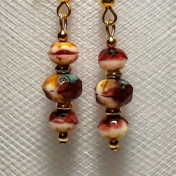 Fall Amber and brown Czech glass swirled beads with gold accents earrings Autumn holidays Thanksgiving colors beautiful elegant lightweight