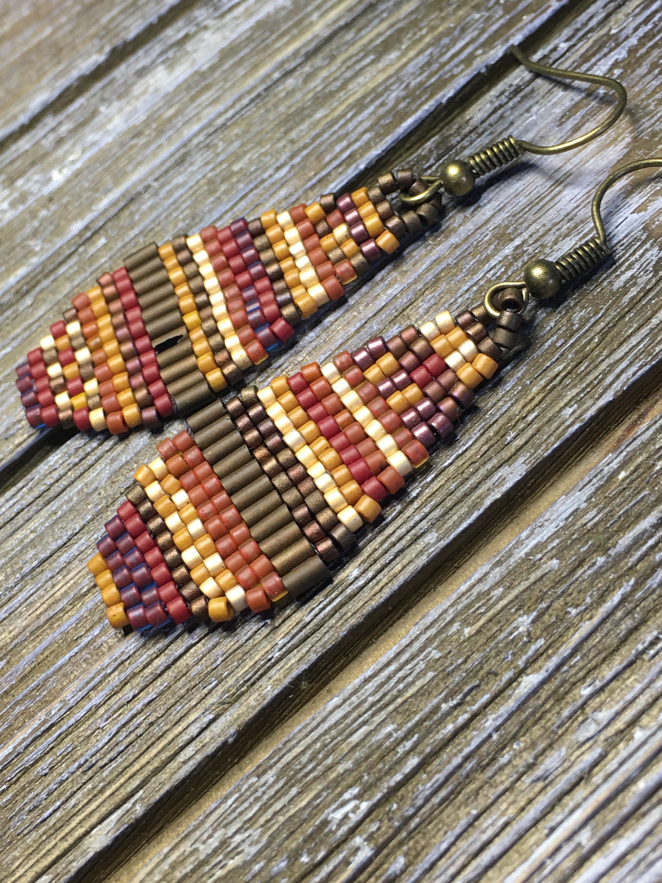 Pendientes colgantes con cuentas de madera | Etsy