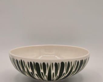 スープボウルまたはシリアルボウル - 手びねり、手描きの磁器製ボウル