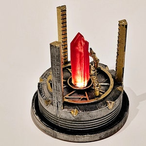 Power crystal Sci fi fantasy kyber crystal dilithium infinity stone magical rock image 1