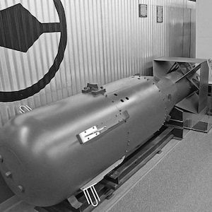 REPLICA Little Boy allereerste atoombom die op Hiroshima is gevallen afbeelding 6
