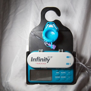 Smart Hook XL Enteral Pump Holder